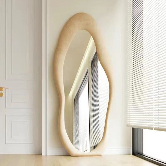 LUXURY MIRROR
